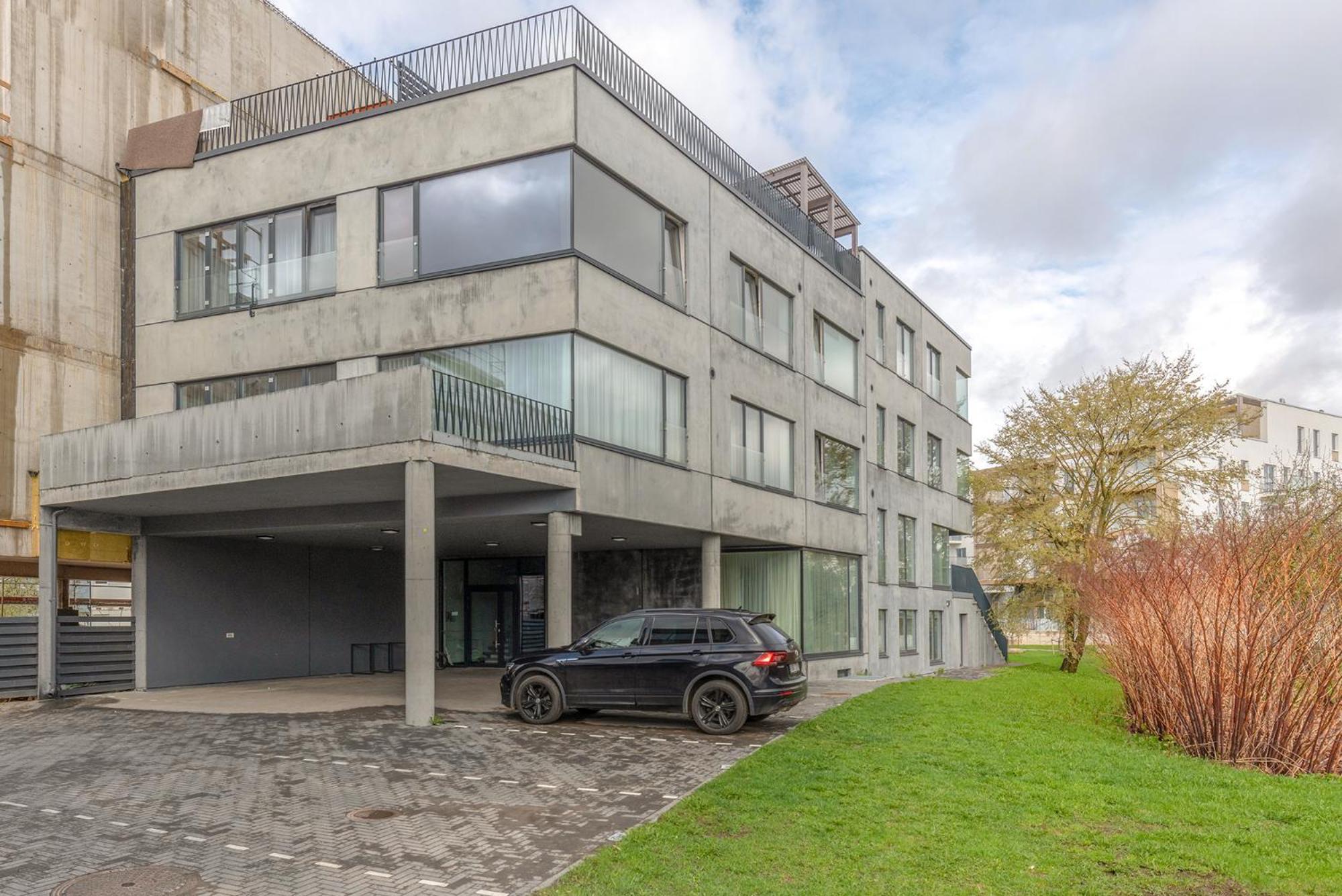 Bronze Colour Studio In Tartu City Centre Exterior photo