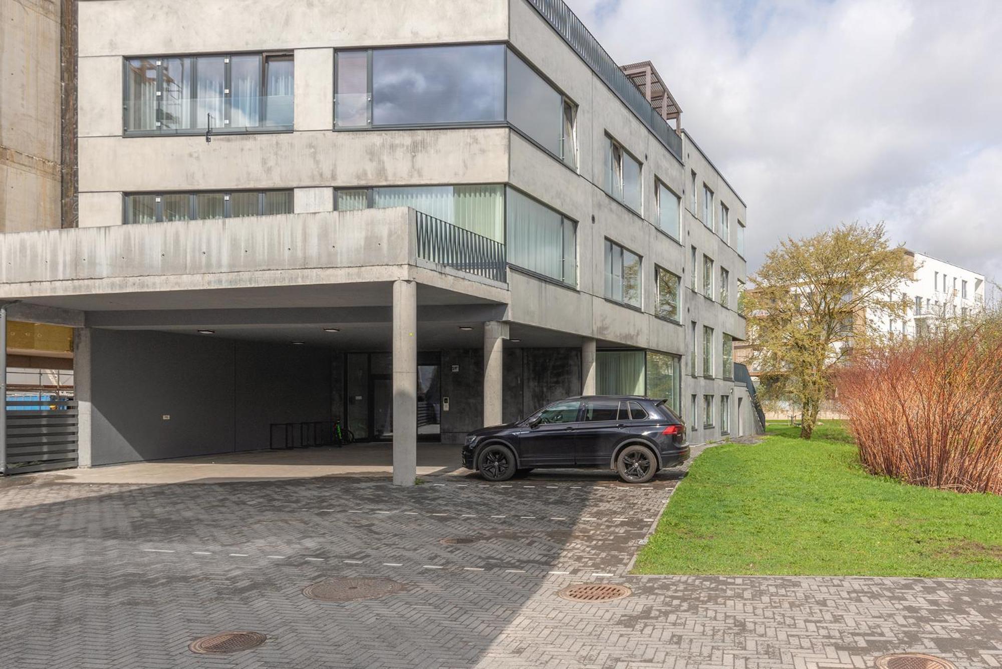 Bronze Colour Studio In Tartu City Centre Exterior photo